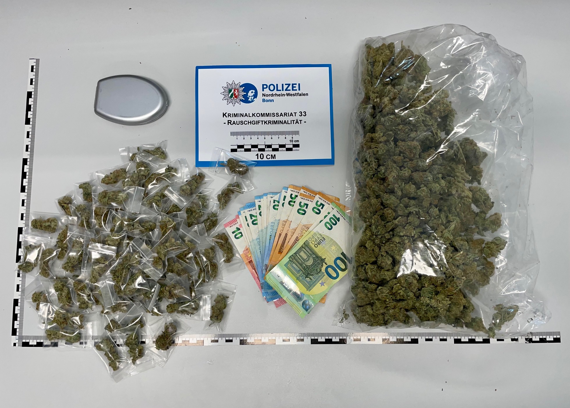Die sichergestellten Drogen / Quelle: Polizei Bonn